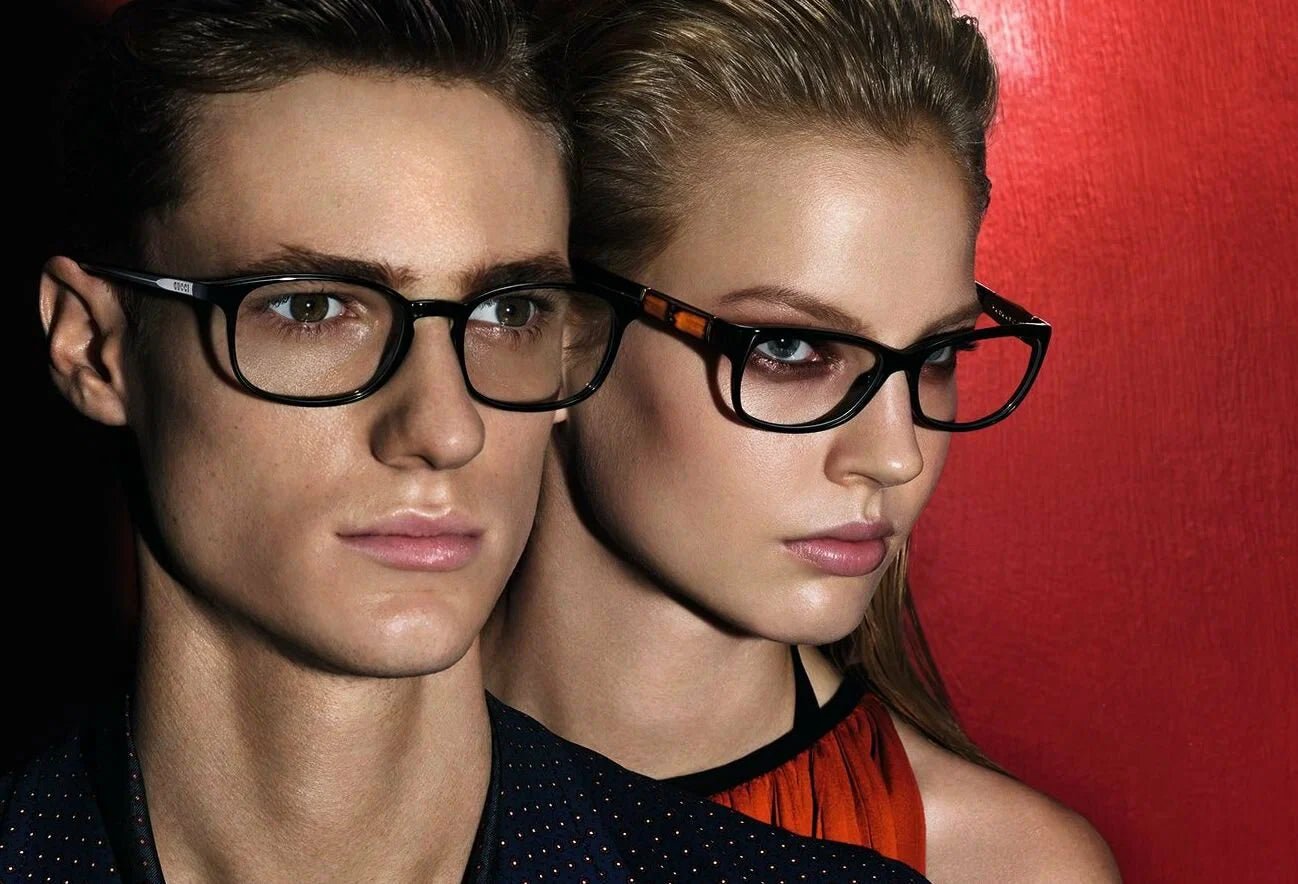 Gucci Glasses: Luxury Frames That Elevate Any Outfit