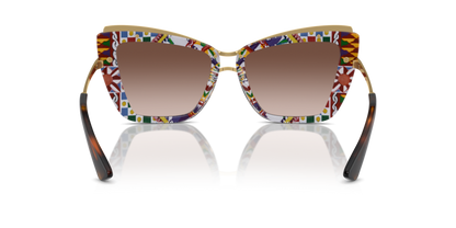 Havana On White Barrow - 0DG4472 8056262057056