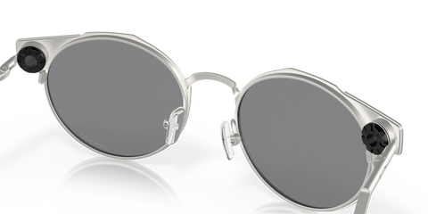 Satin Chrome - 0OO6046 888392464033