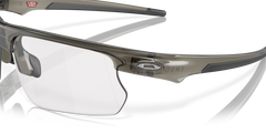 0OO9400 - Oakley - (Grey Smoke) Clear to Black Iridium Photochromic Photochromic - 68 - 6 - 136 MM - Ardor Eyewear 888392620378