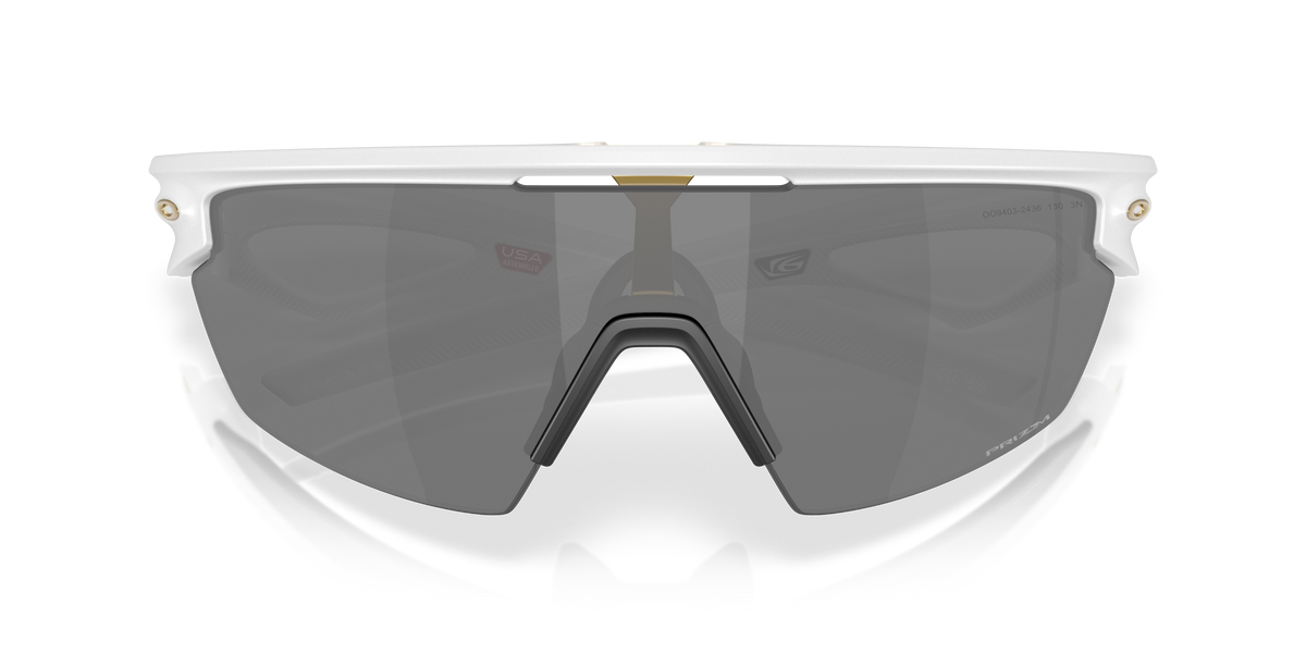 0OO9403 Matte White close front view image 8 barcode 888392665430