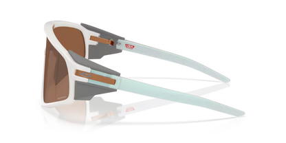 Oakley OO9404 Latch Panel