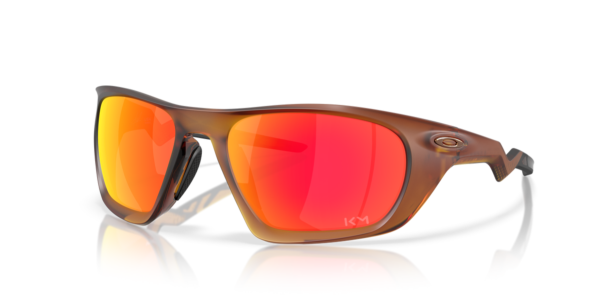 0OO9431 Matte Dark Amber three quarter view image 1 barcode 888392676610