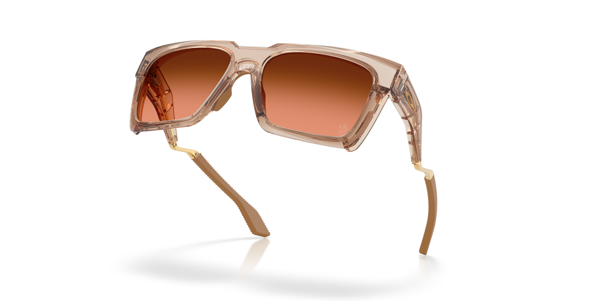 0OO9485 Transparent Warm Brown al1 view image 4 barcode 888392676665