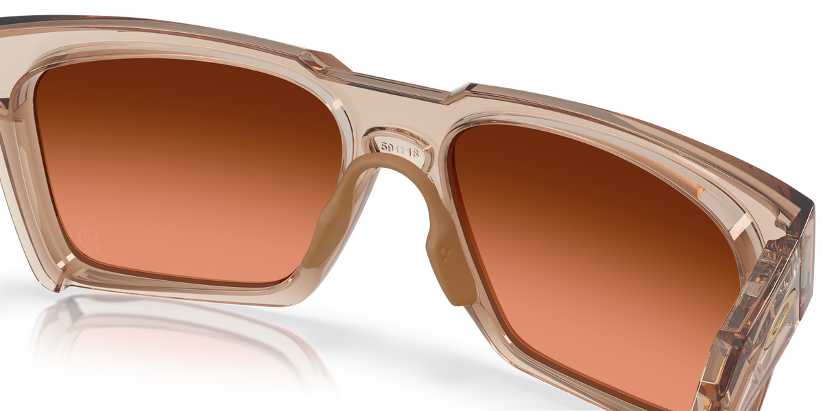 0OO9485 Transparent Warm Brown al4 view image 6 barcode 888392676665