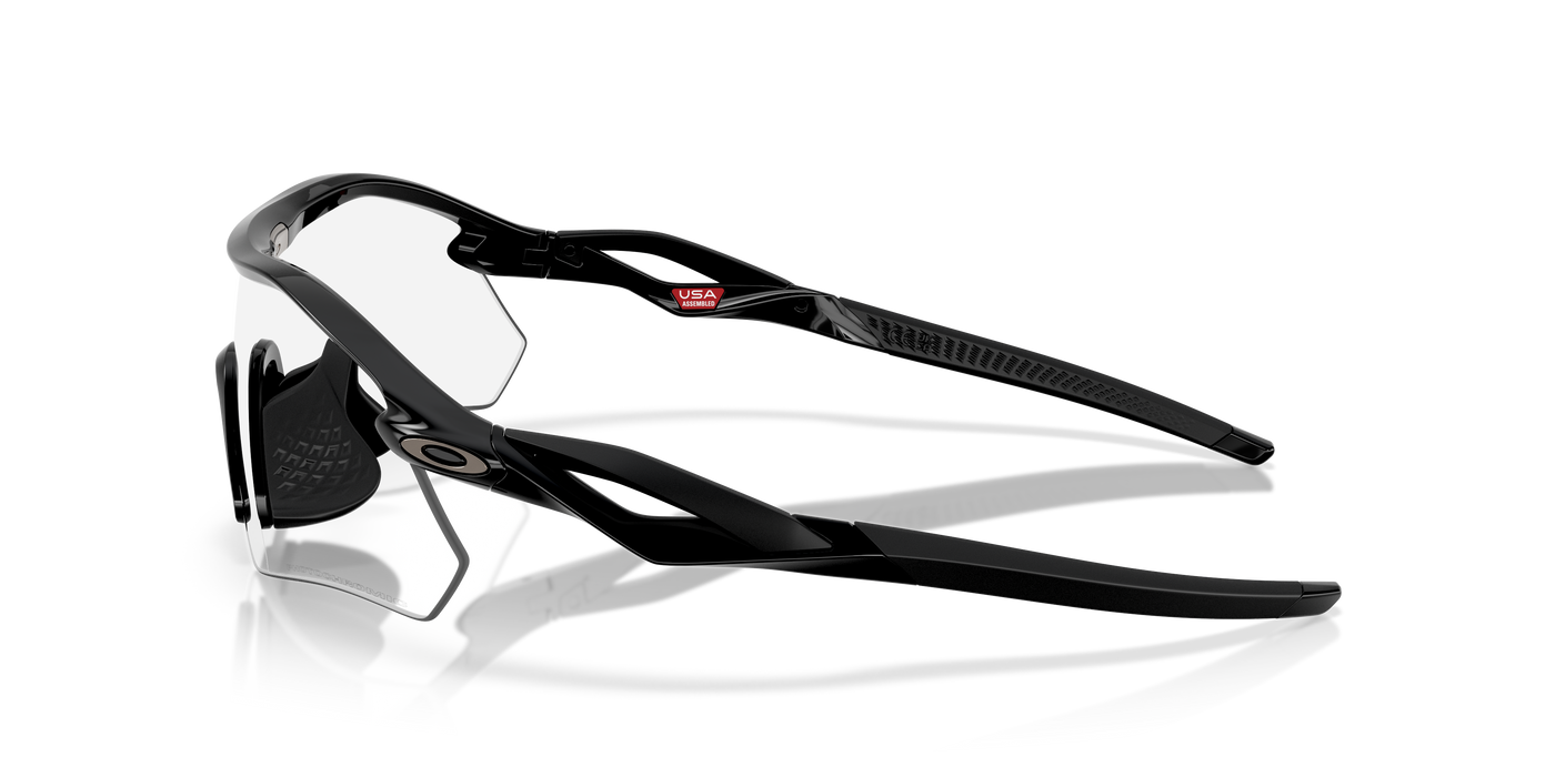 Oakley OO9495D Polished Black (949502) - Clear to Black Iridium Photochromic 888392667052