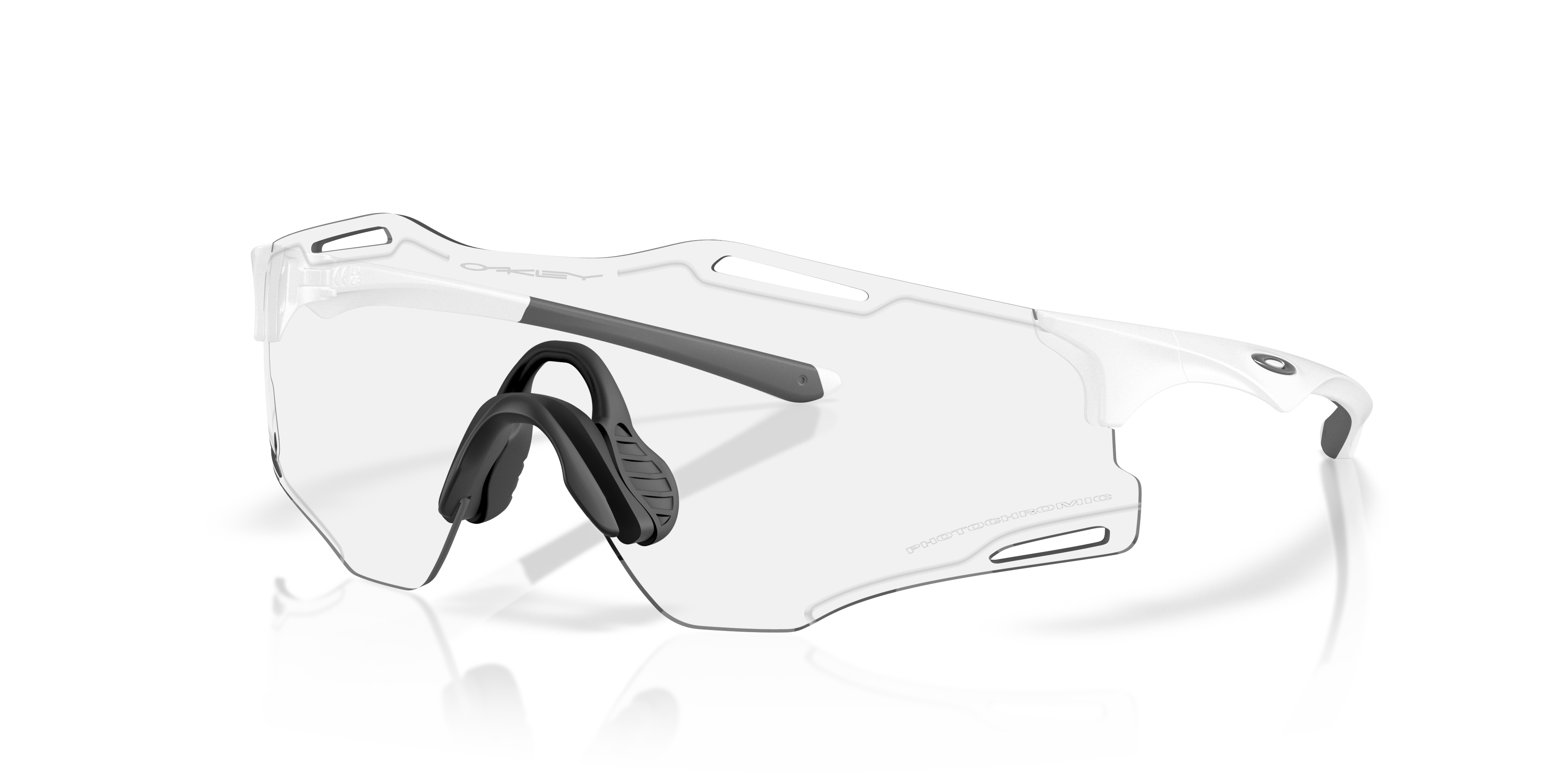 Oakley OO9512D Matte White (951201) - Clear to Black Iridium Photochromic 888392672414