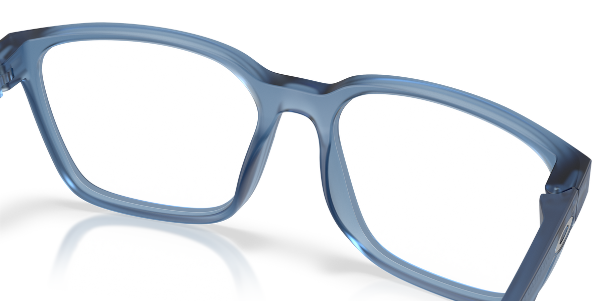 0OX8207 Matt Transparent Abyss al4 view image 6 barcode 7895653354401