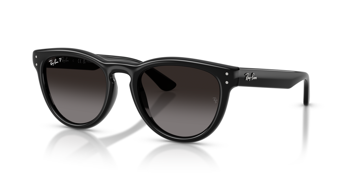 0RB2237 Black / Polarized Light Grey Gradient Grey (901/T3) three quarter view image 1 barcode 8056262977439