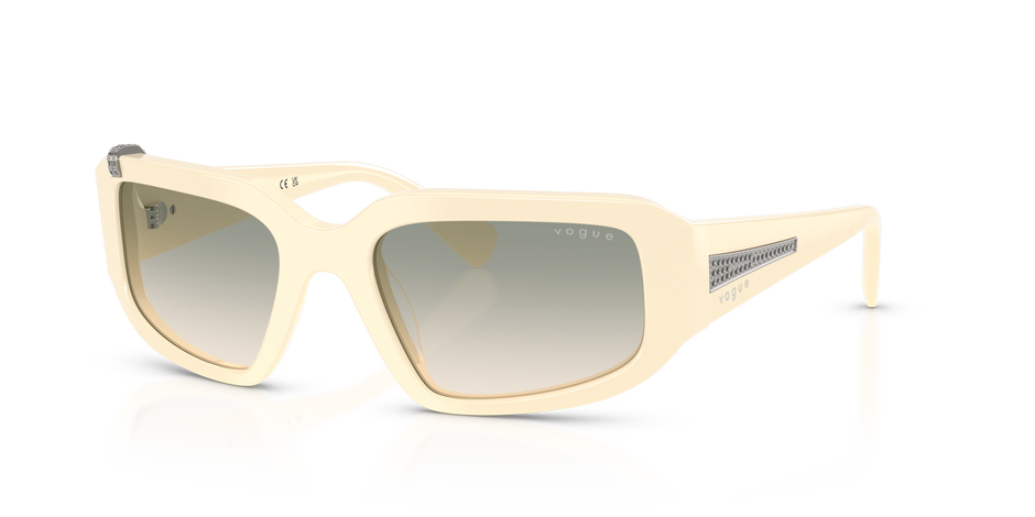 0VO5688SB Full Ivory three quarter view image 1 barcode 8056262572573