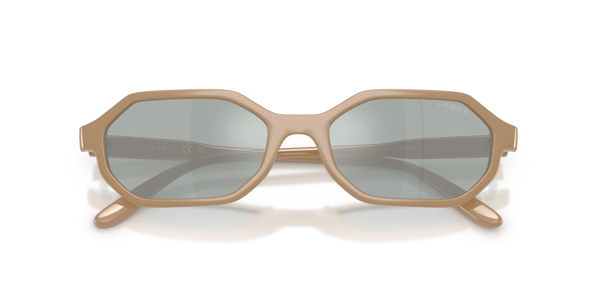 0VO5749S Full Taupe close front view image 6 barcode 8056262934517