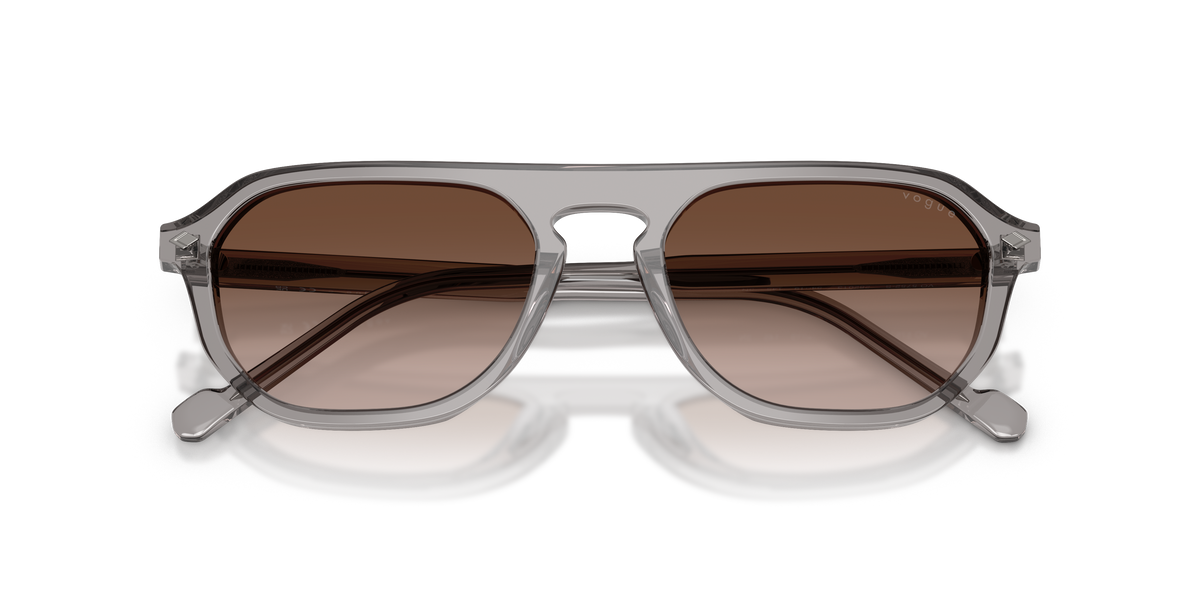 0VO5752S Transparent Grey close front view image 6 barcode 8056262925614