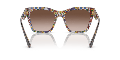 Havana On White Barrow - 0DG4384 8056597951777