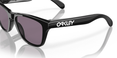 Black - 0OJ9009 888392588166 OAKLEY YOUTH SUN Sunglasses Kids Unisex Square