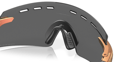 Matte Red/Gold Colorshift - 0OO9235 888392611680