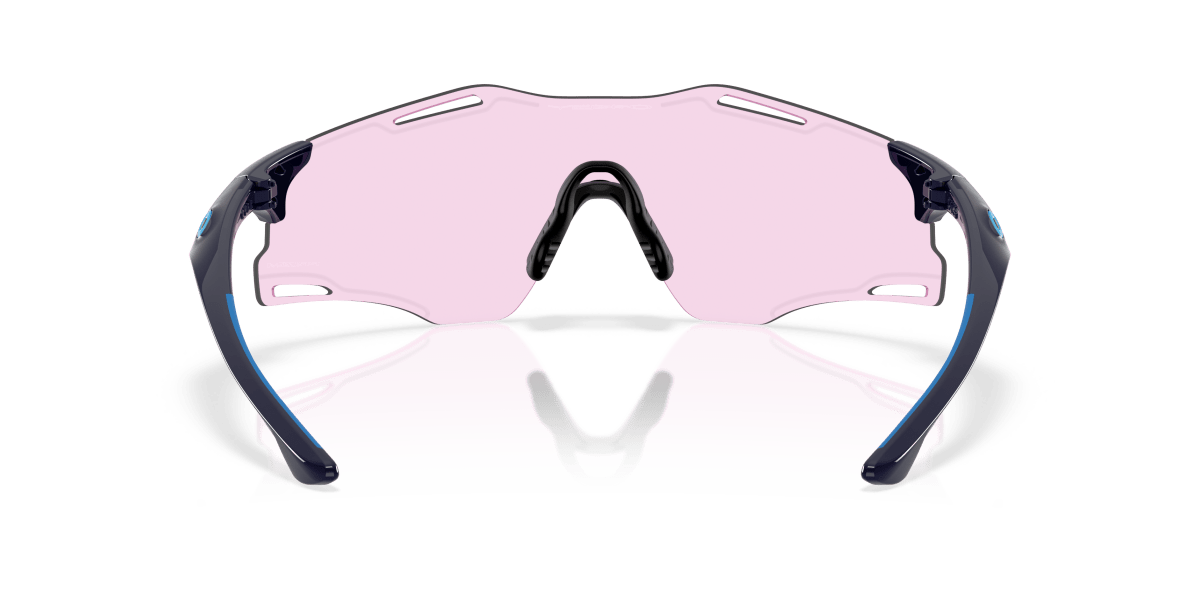 888392672445