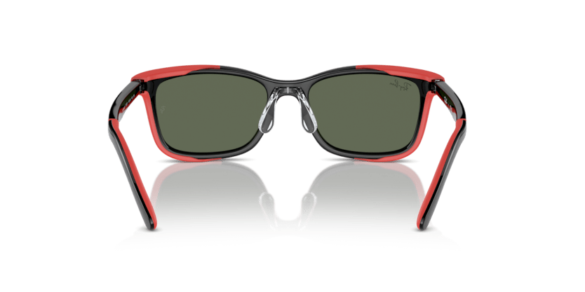 Red On Black - 0RY1626DC 8056262078532