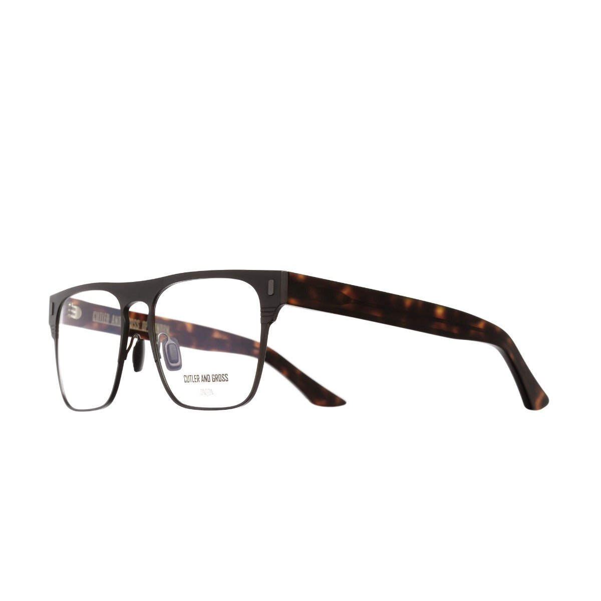 1366 - 56 - 02 - Matt Brown on Dark Turtle - Cutler and Gross - Ardor Eyewear 5056322107366