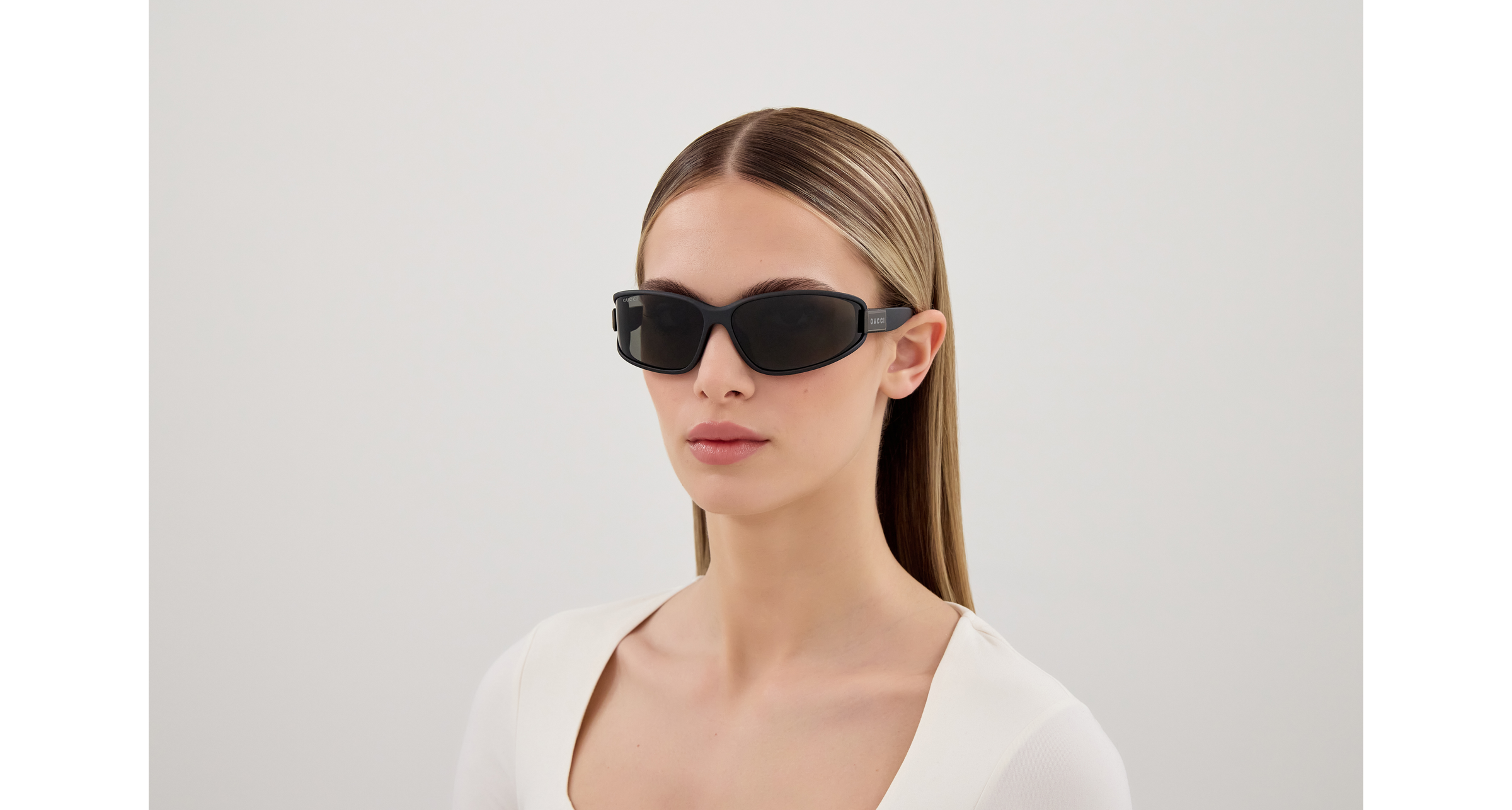 Gucci GG2011S Black 889652568270