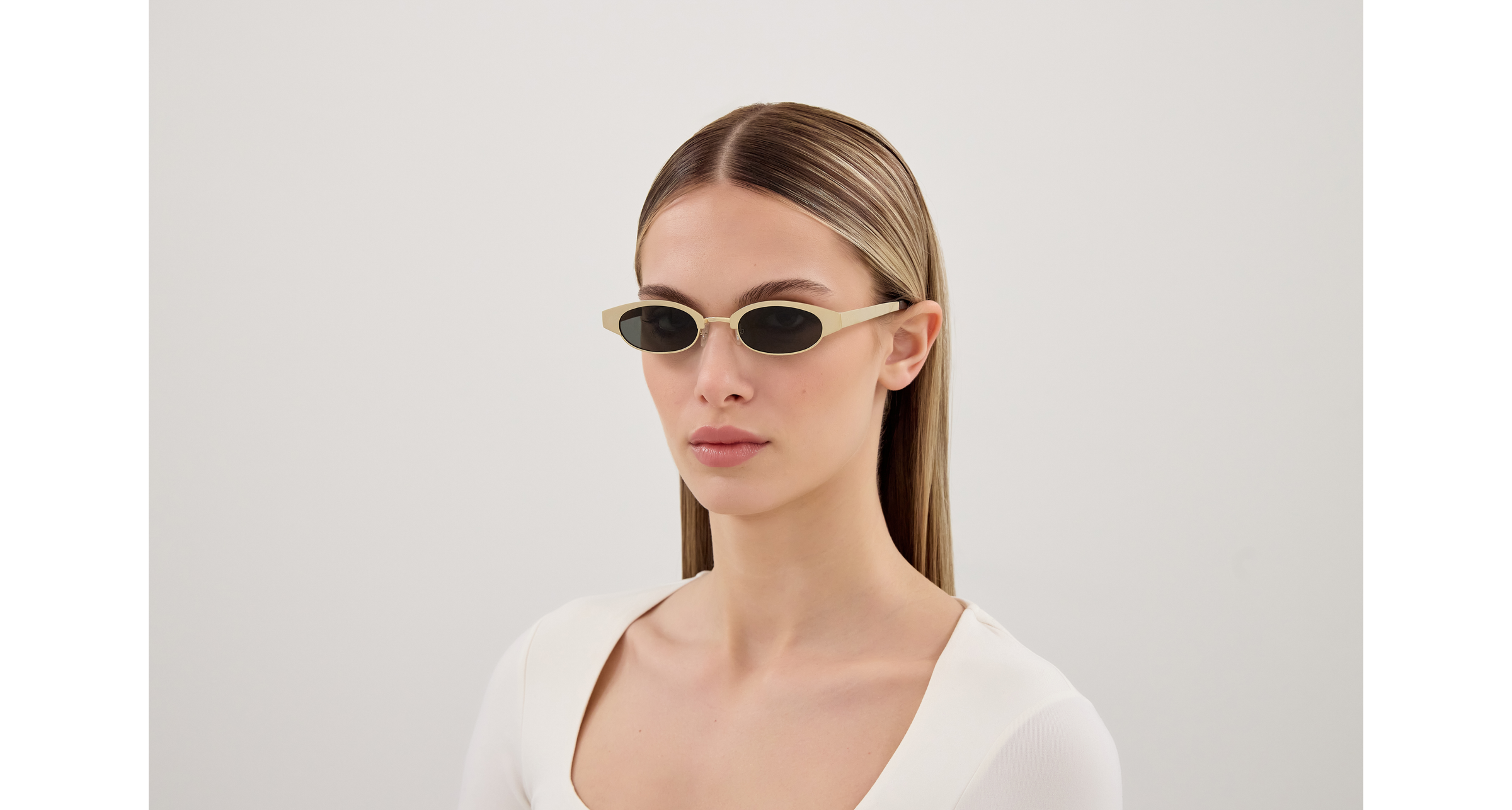 Alexander McQueen AM0545S Gold 001 889652634302