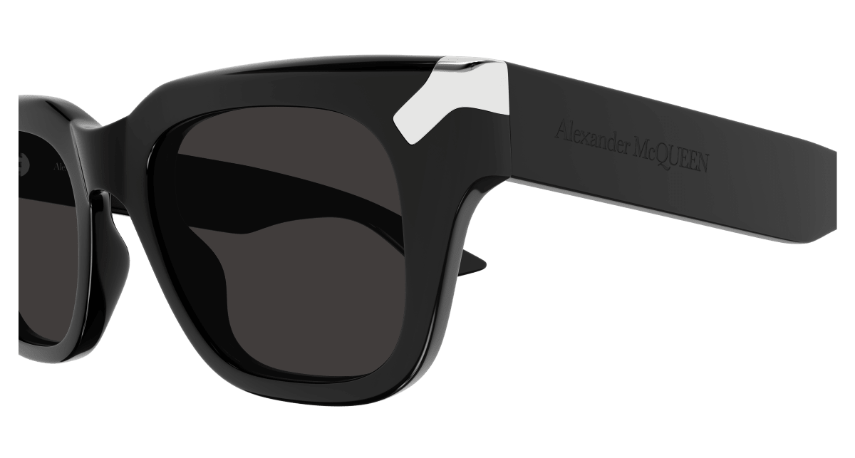 Alexander McQueen AM0439S Black 889652483245