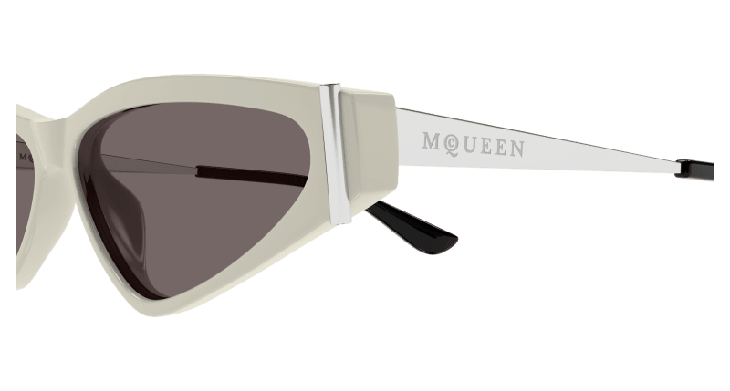 AM0493S - WHITE - Alexander McQueen - Alexander McQueen - WHITE - Ardor Eyewear 889652549606
