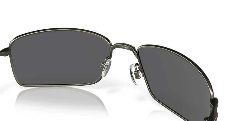 Carbon - 0OO4075 700285807683