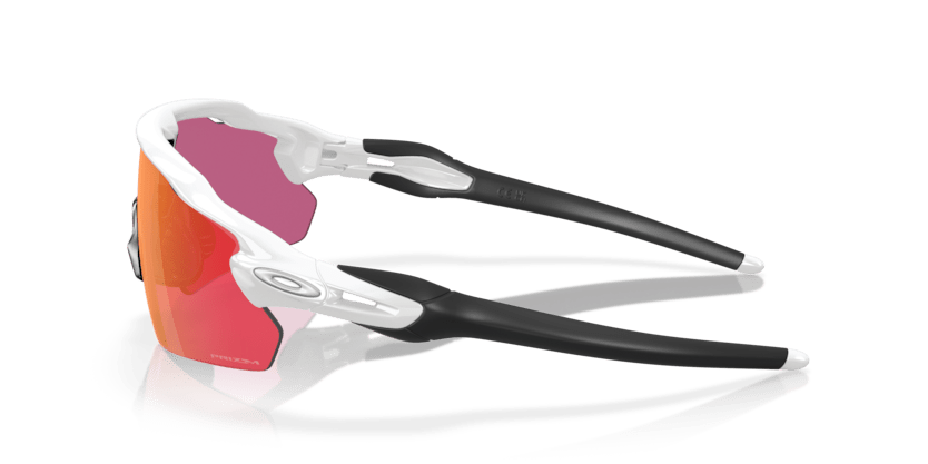 Polished White - 0OO9211 888392105271