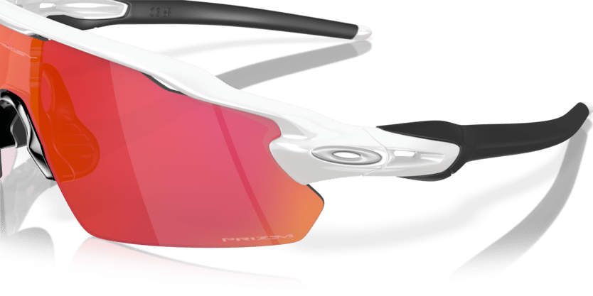 Polished White - 0OO9211 888392105271