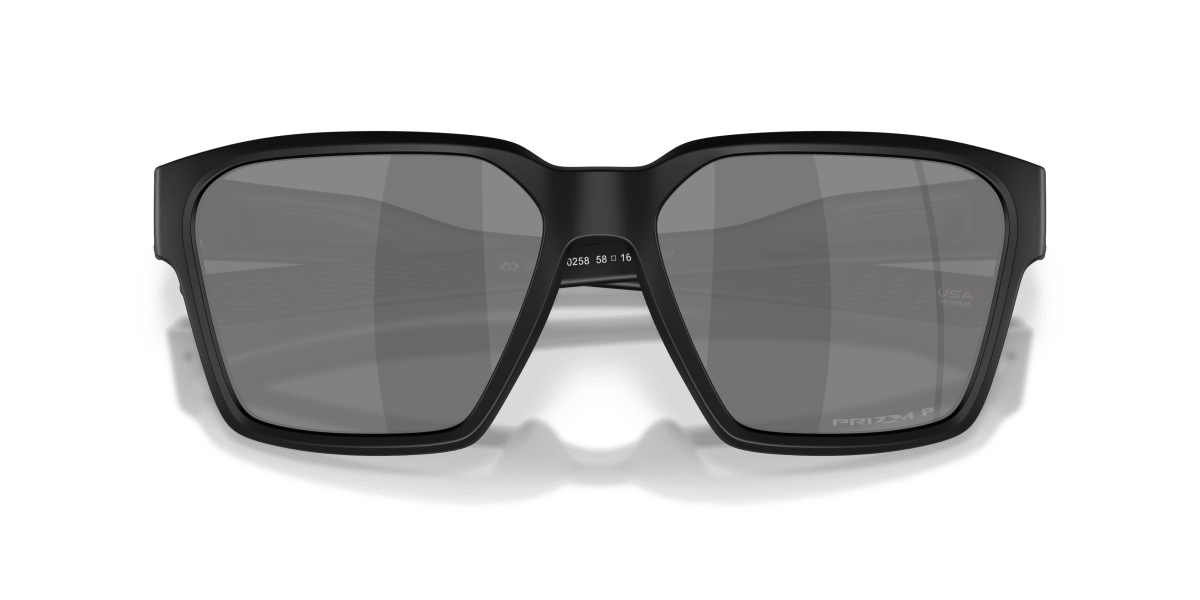 0OO9497 Matte Black / Prizm Black Polarized (949702) close front view image 8 barcode 888392675651