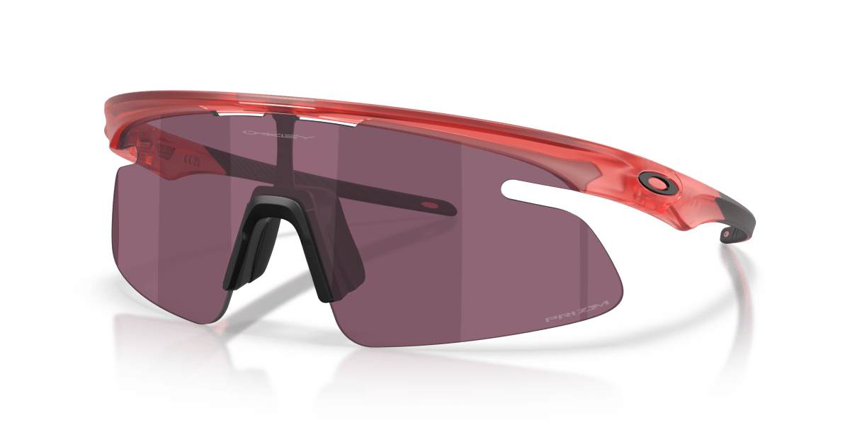 0OO9527D Matt Transparent Paloma three quarter view image 1 barcode 888392684073