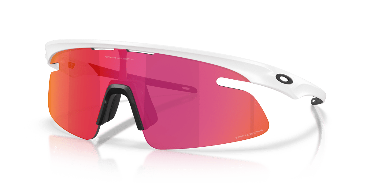0OO9527D Matte White / Prizm Field (952705) three quarter view image 1 barcode 888392684059